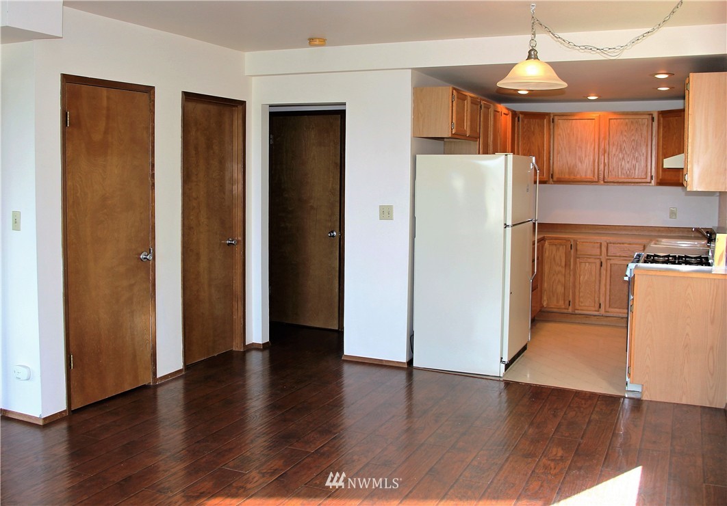 617 Cedar Avenue South Renton, WA 98057 - Photo 20 of 22 Gallery Image 20