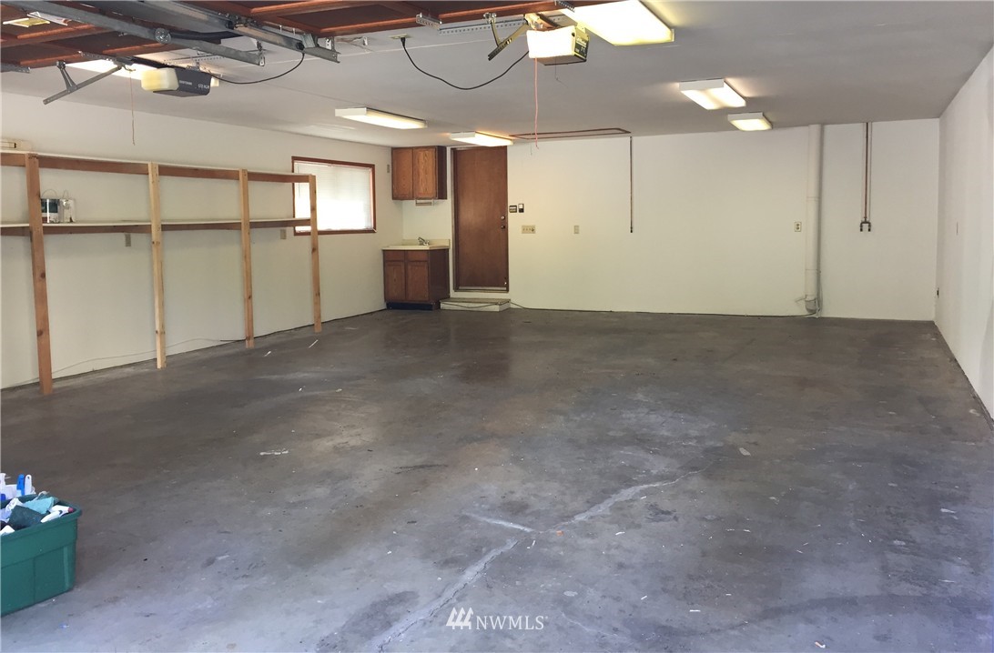 617 Cedar Avenue South Renton, WA 98057 - Photo 21 of 22 Gallery Image 21