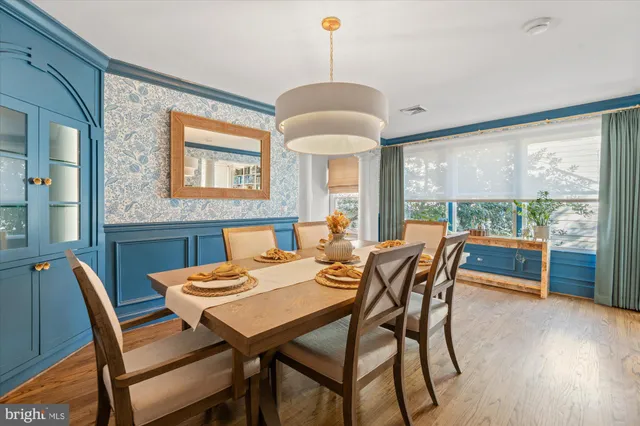 $1,725,000 | 813 Beverley Drive, Alexandria, VA 22302