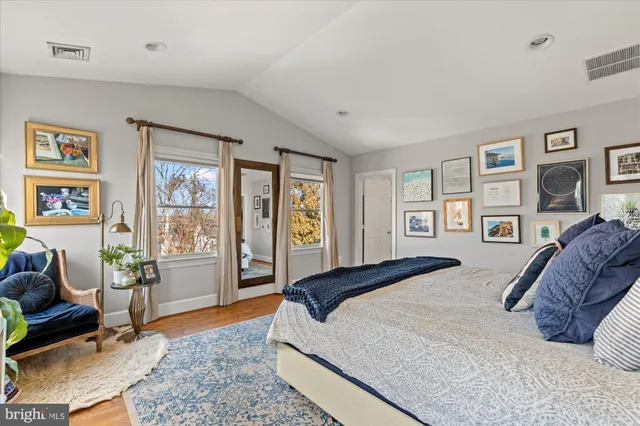 $1,725,000 | 813 Beverley Drive, Alexandria, VA 22302