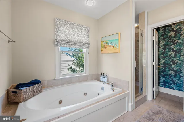 $1,725,000 | 813 Beverley Drive, Alexandria, VA 22302