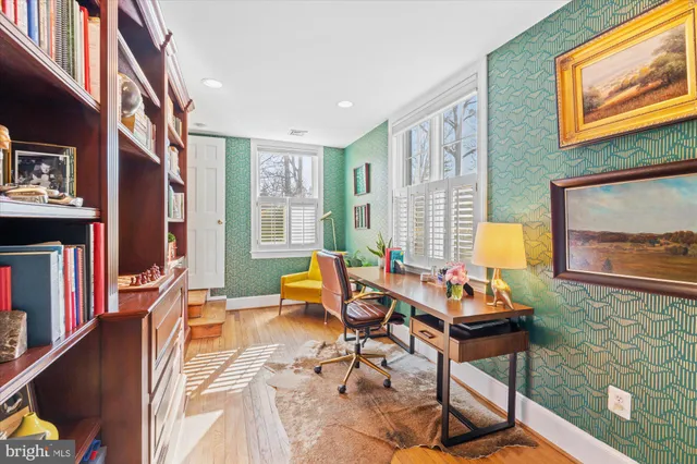 $1,725,000 | 813 Beverley Drive, Alexandria, VA 22302