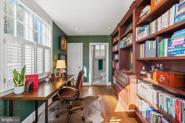 $1,725,000 | 813 Beverley Drive, Alexandria, VA 22302