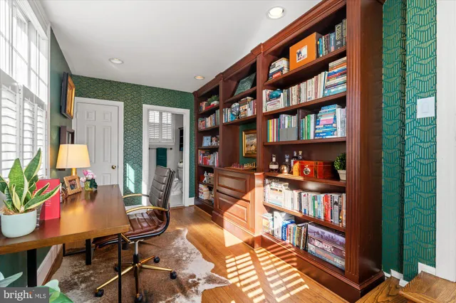 $1,725,000 | 813 Beverley Drive, Alexandria, VA 22302