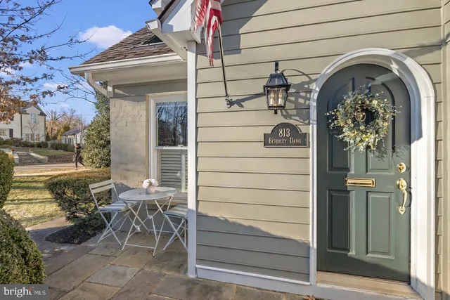 $1,725,000 | 813 Beverley Drive, Alexandria, VA 22302