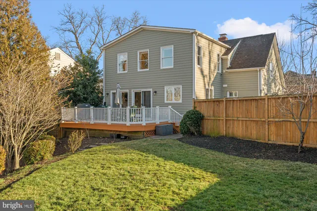 $1,725,000 | 813 Beverley Drive, Alexandria, VA 22302