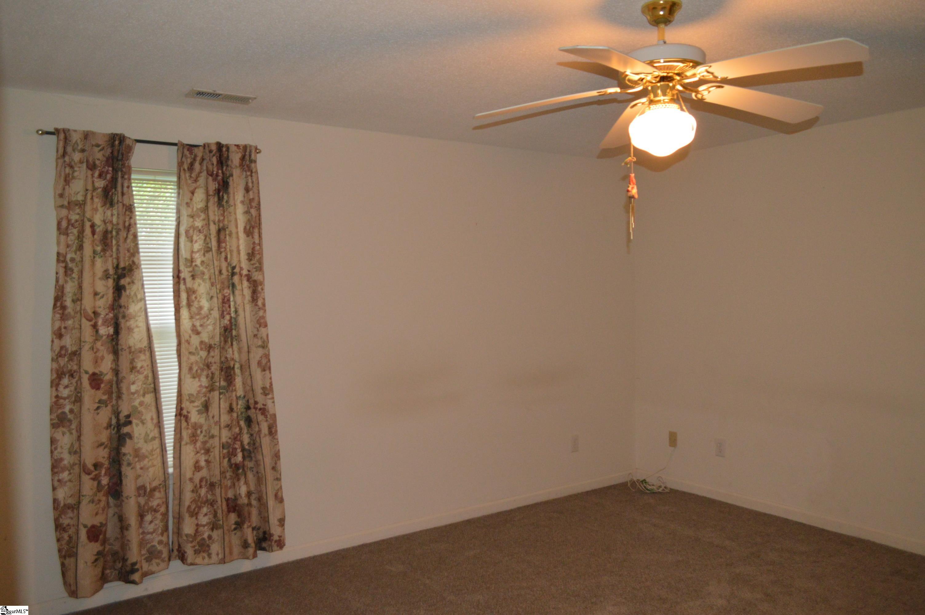8 Old Rutherford Road Greer, SC 29651 - Photo 11 of 20