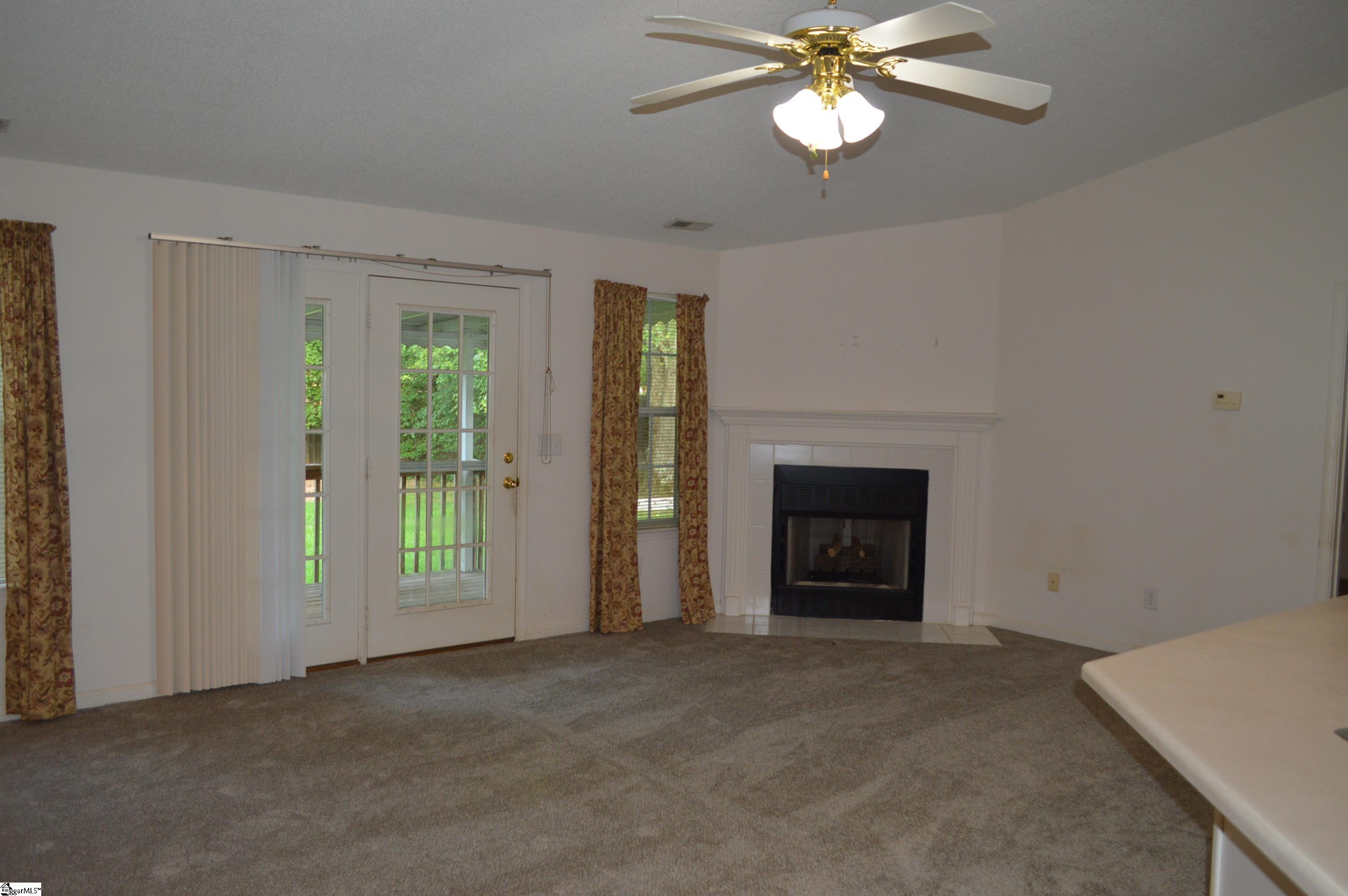 8 Old Rutherford Road Greer, SC 29651 - Photo 5 of 20