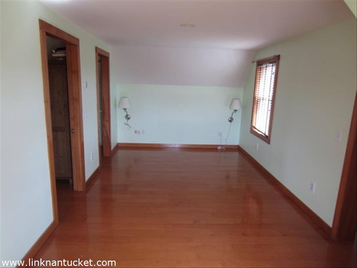 9 Raceway Drive Nantucket, MA 02554 - Photo 10 of 12 Gallery Image 10