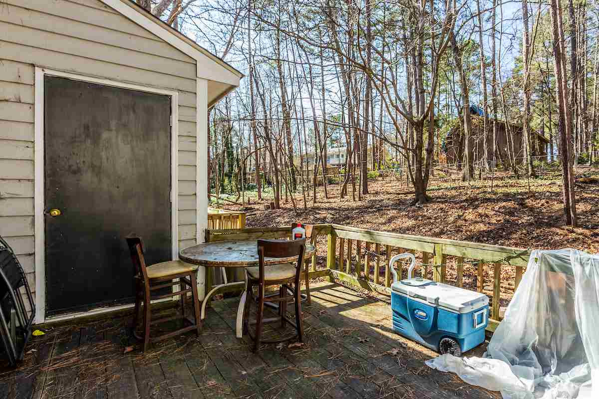 606 Brent Road Raleigh, NC 27606 - Photo 16 of 17 Deck