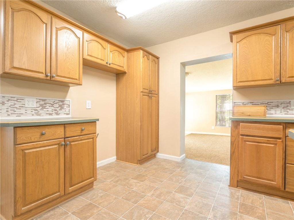 1022 Noah Road Jacksonville, FL 32218 - Photo 9 of 23 Gallery Image 9