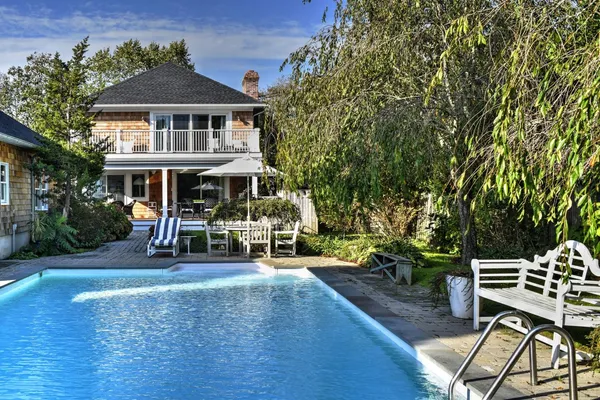 $55,000 | 72 West Prospect Street, Southampton, NY 11968