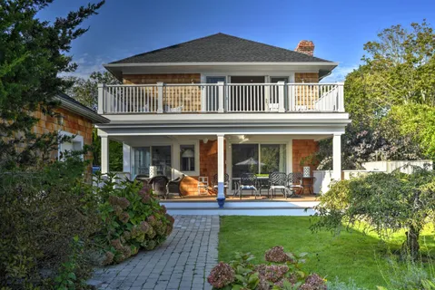 72 West Prospect Street, Southampton, NY 11968