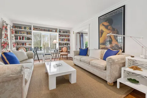 72 West Prospect Street, Southampton, NY 11968