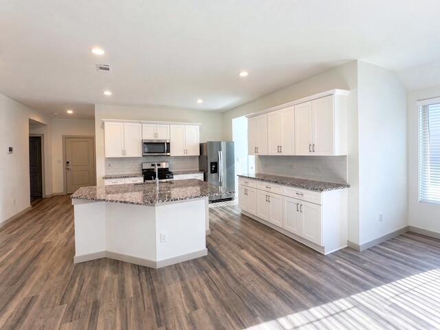 6906 56th Street Lubbock, TX 79407 - Photo 13 of 26 6906-56th-St_interior-kitchen-4_12