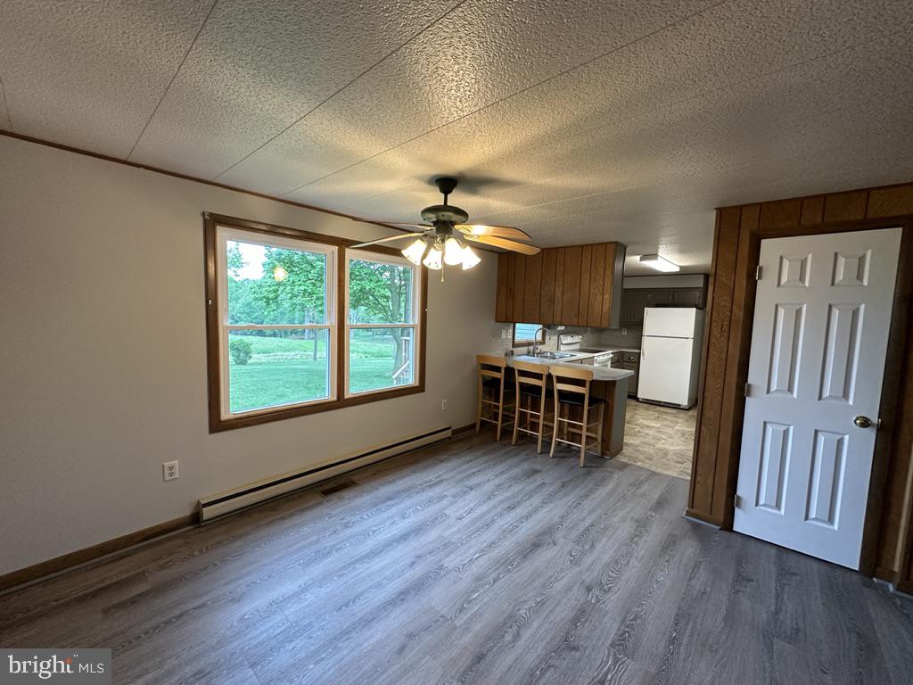 3027 Crottlestown Road Chambersburg, PA 17202 - Photo 5 of 19 Dining Room