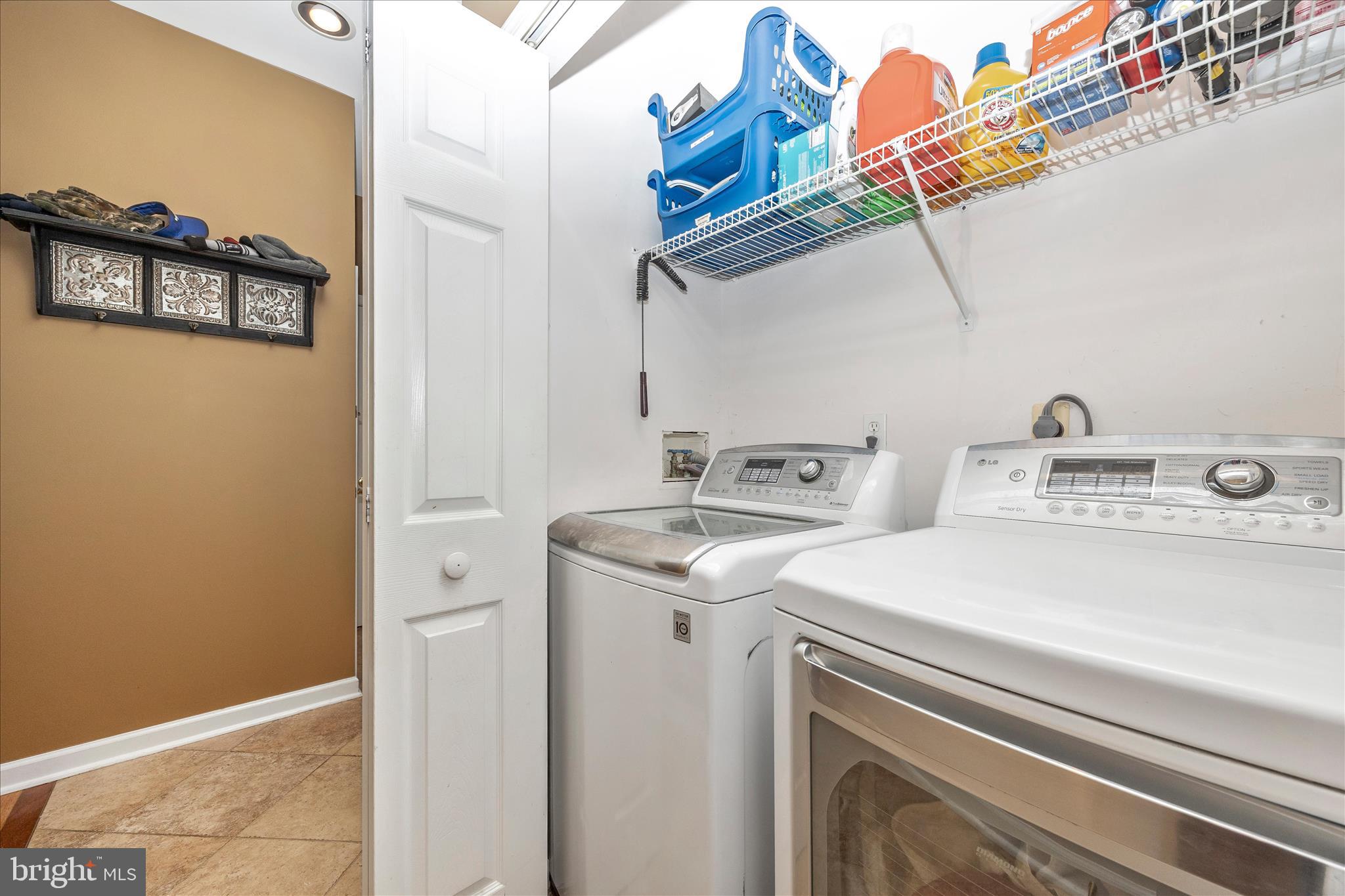 6181 Challedon Circle Mount Airy, MD 21771 - Photo 30 of 63 a utility room with dryer and washer