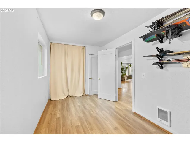 $325,000 | 2305 7th Street, Tillamook, OR 97141