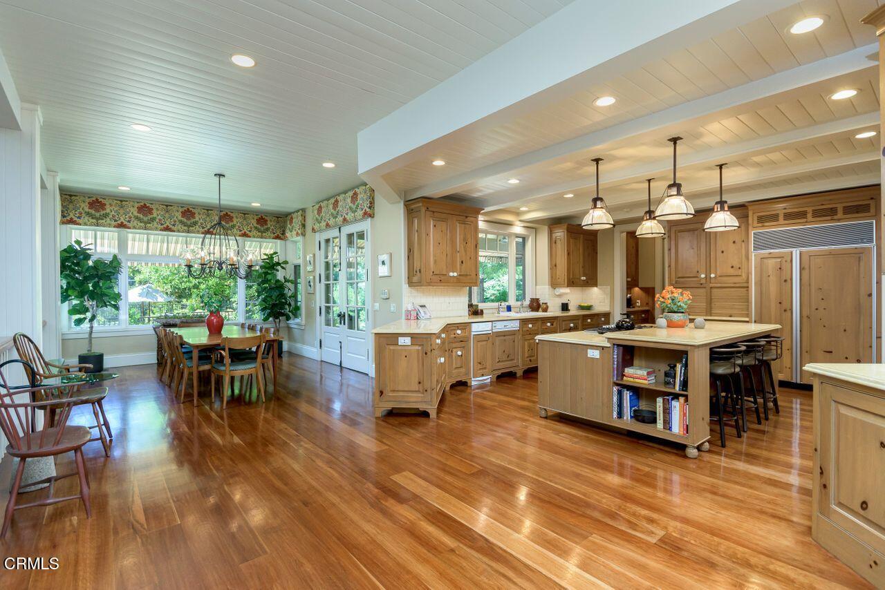 520 Georgian Road La Canada Flintridge, CA 91011 - Photo 14 of 75 GYP_520_Georgian_Rd_037