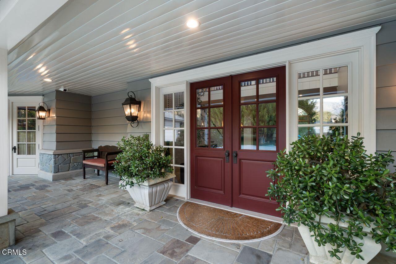 520 Georgian Road La Canada Flintridge, CA 91011 - Photo 4 of 75 11_11655180_176488_176488-EI-111