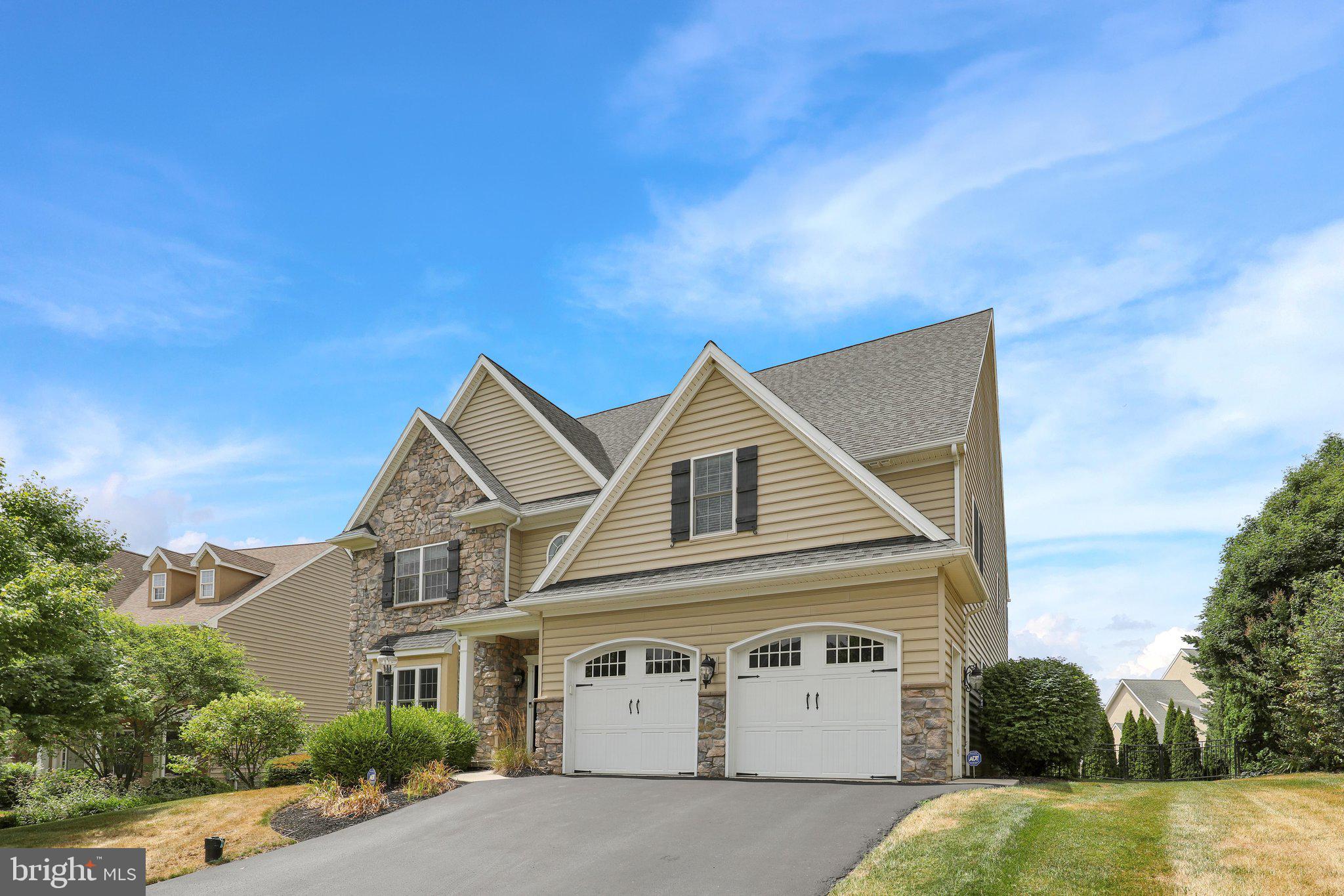 339 Spurrier Drive Lititz, PA 17543 - Photo 5 of 60 360_6620a