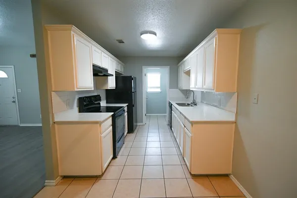 $1,250 | 606 North Sewell Drive, Unit A, Decatur, TX 76234