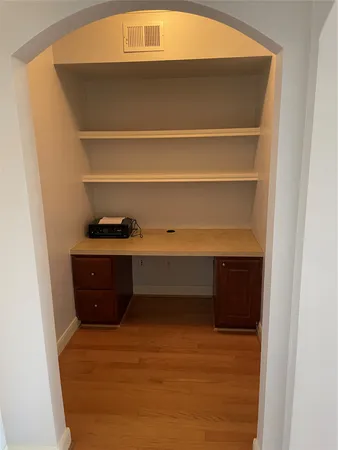 $1,850 | 7701 Rialto Boulevard, Unit 822, Austin, TX 78735