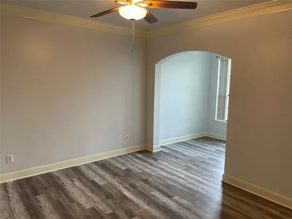 $1,850 | 7701 Rialto Boulevard, Unit 822, Austin, TX 78735