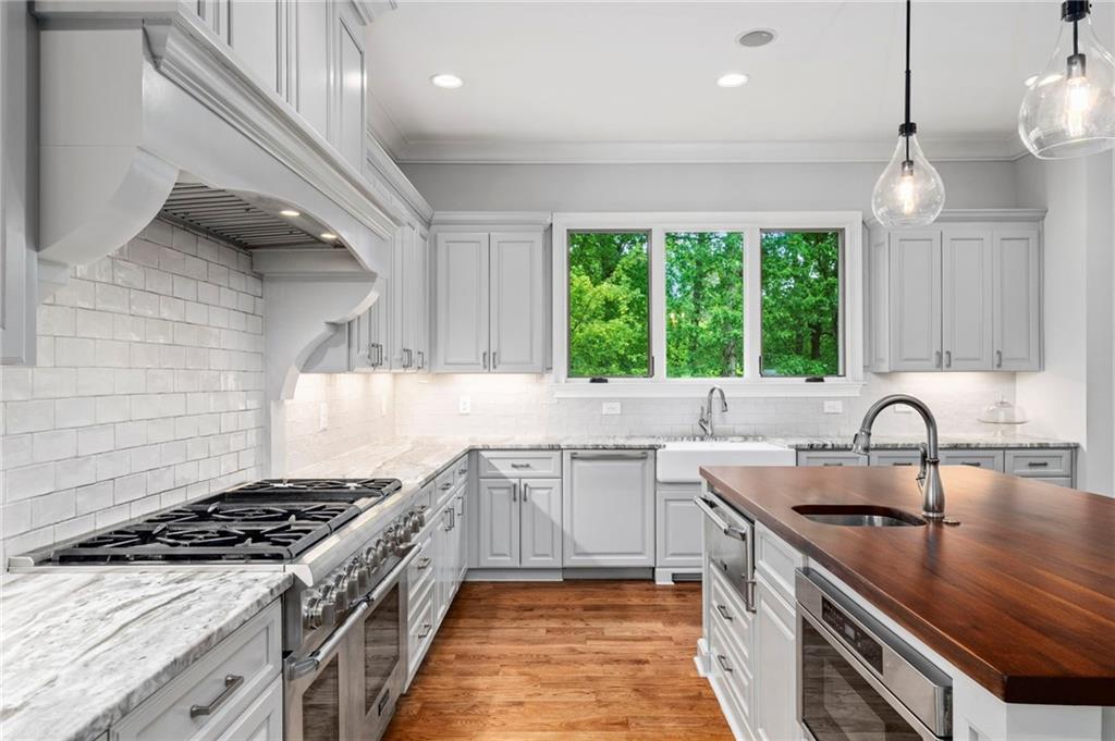 6321 Hunting Creek Road Northeast Sandy Springs, GA 30328 - Photo 20 of 70