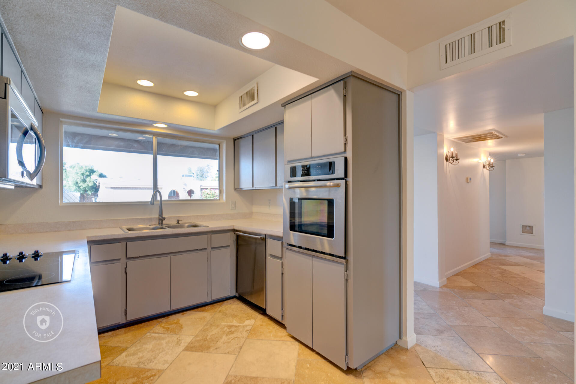 4117 West Redfield Road Phoenix, AZ 85053 - Photo 9 of 24 listing_7