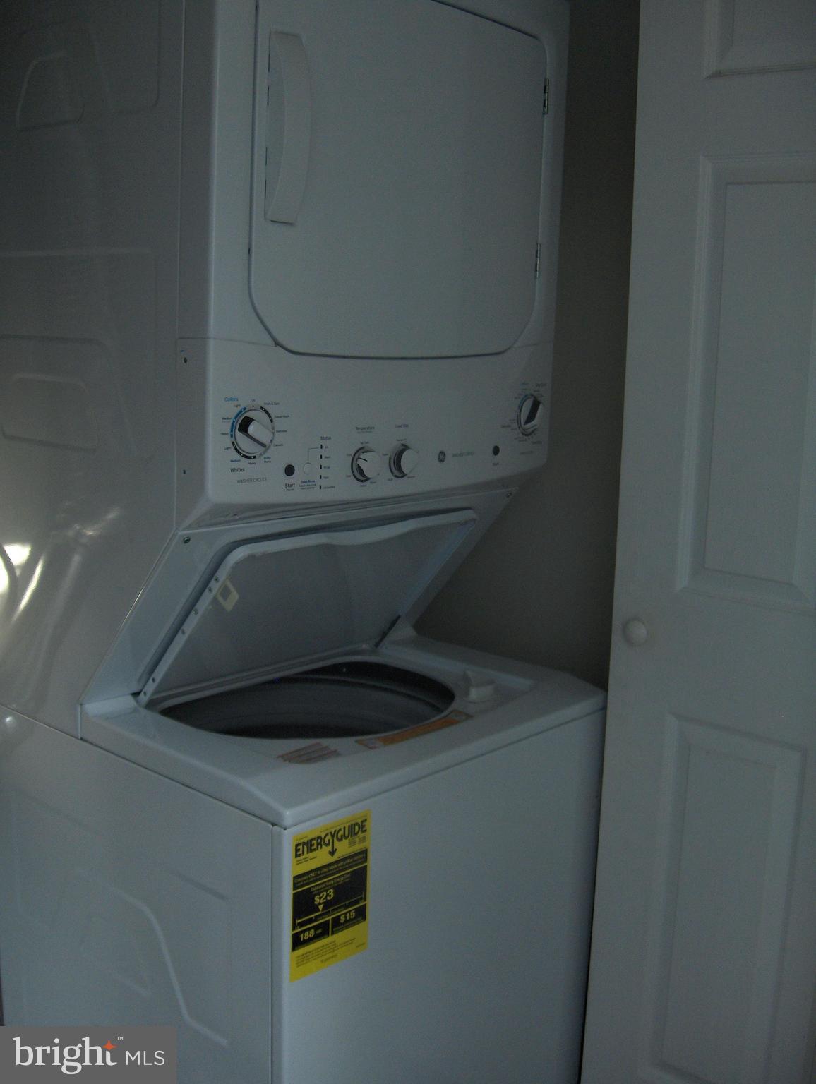 9 Tennyson Road Hightstown, NJ 08520 - Photo 26 of 42 washer dryer