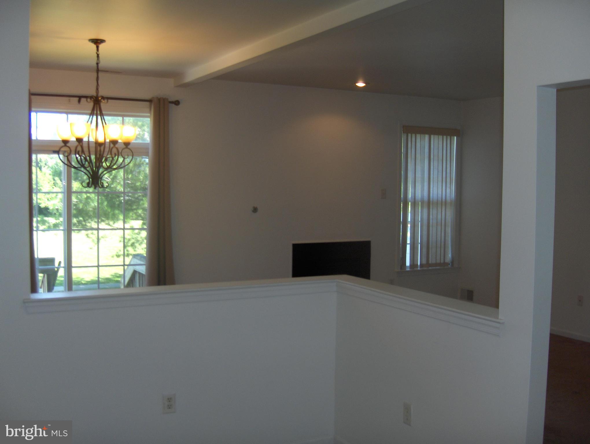 9 Tennyson Road Hightstown, NJ 08520 - Photo 5 of 42 Gallery Image 5