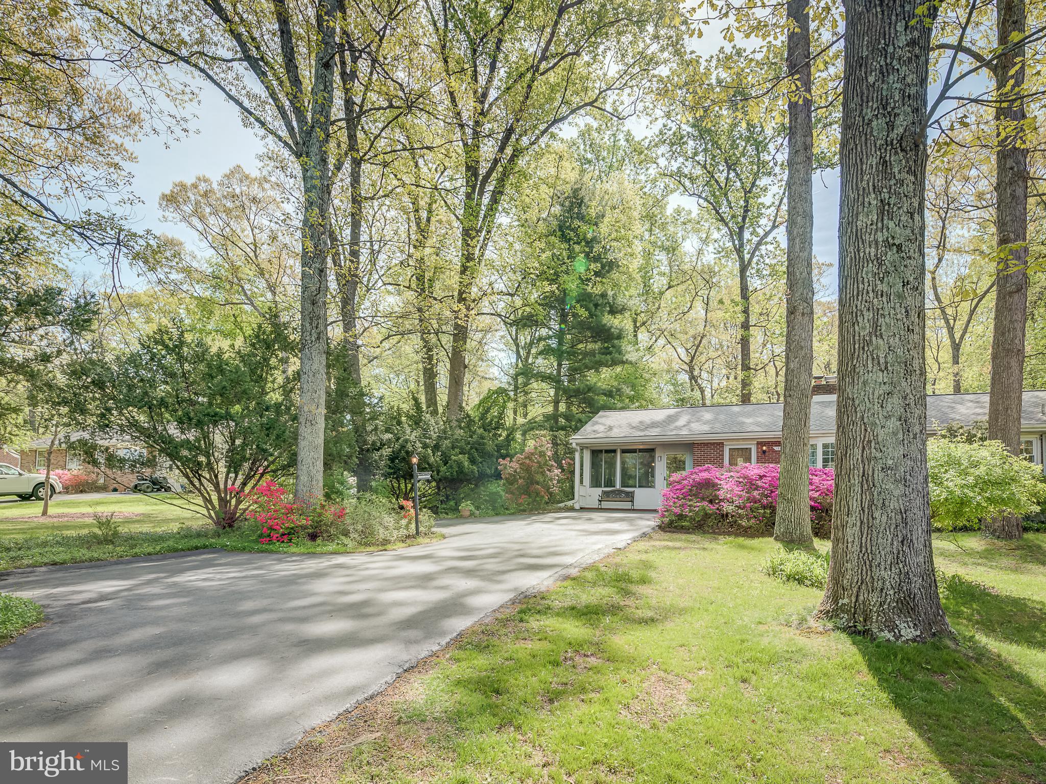 18809 Muncaster Road Rockville, MD 20855 - Photo 4 of 65 Gallery Image 4
