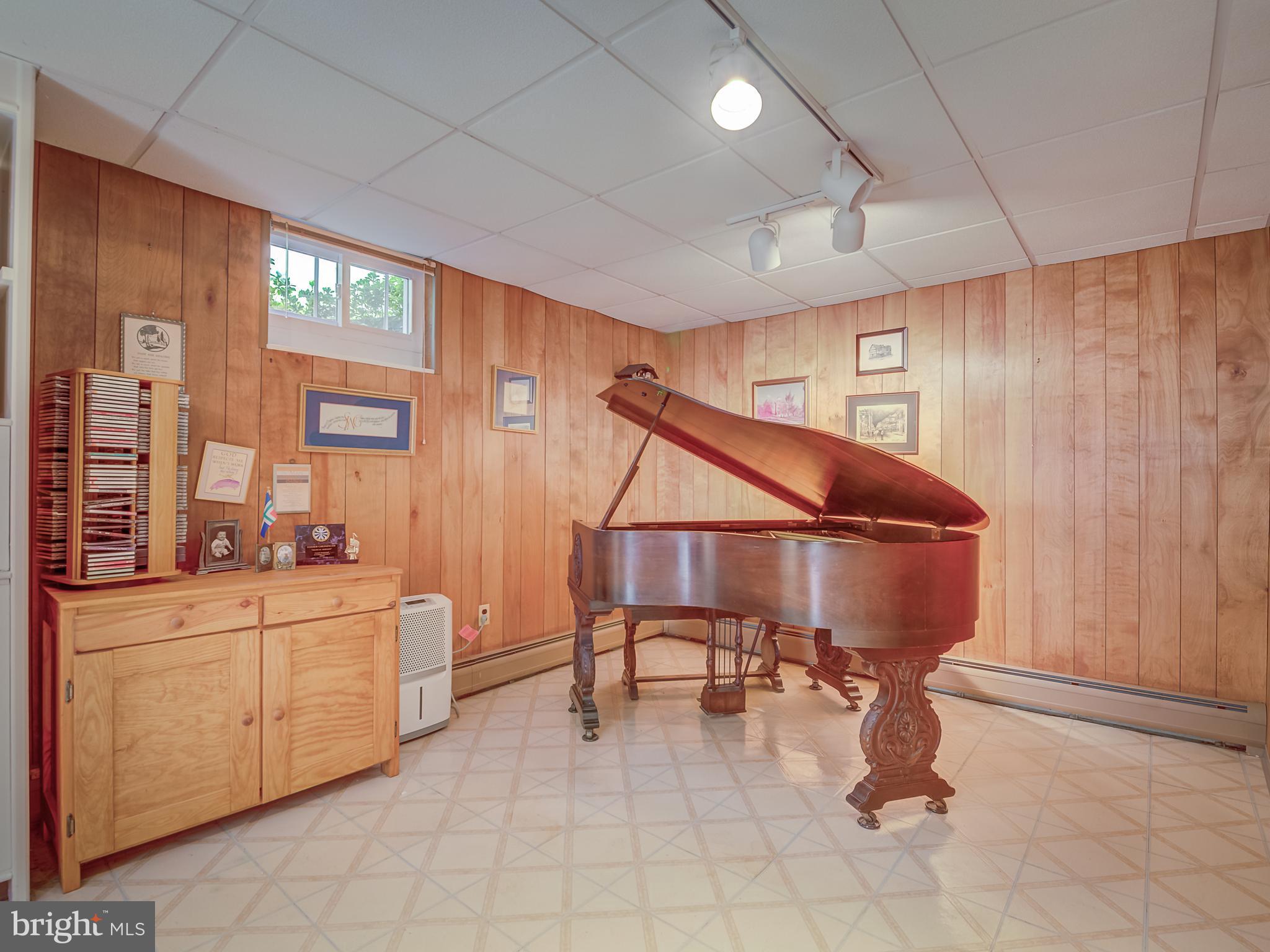 18809 Muncaster Road Rockville, MD 20855 - Photo 52 of 65 Gallery Image 52