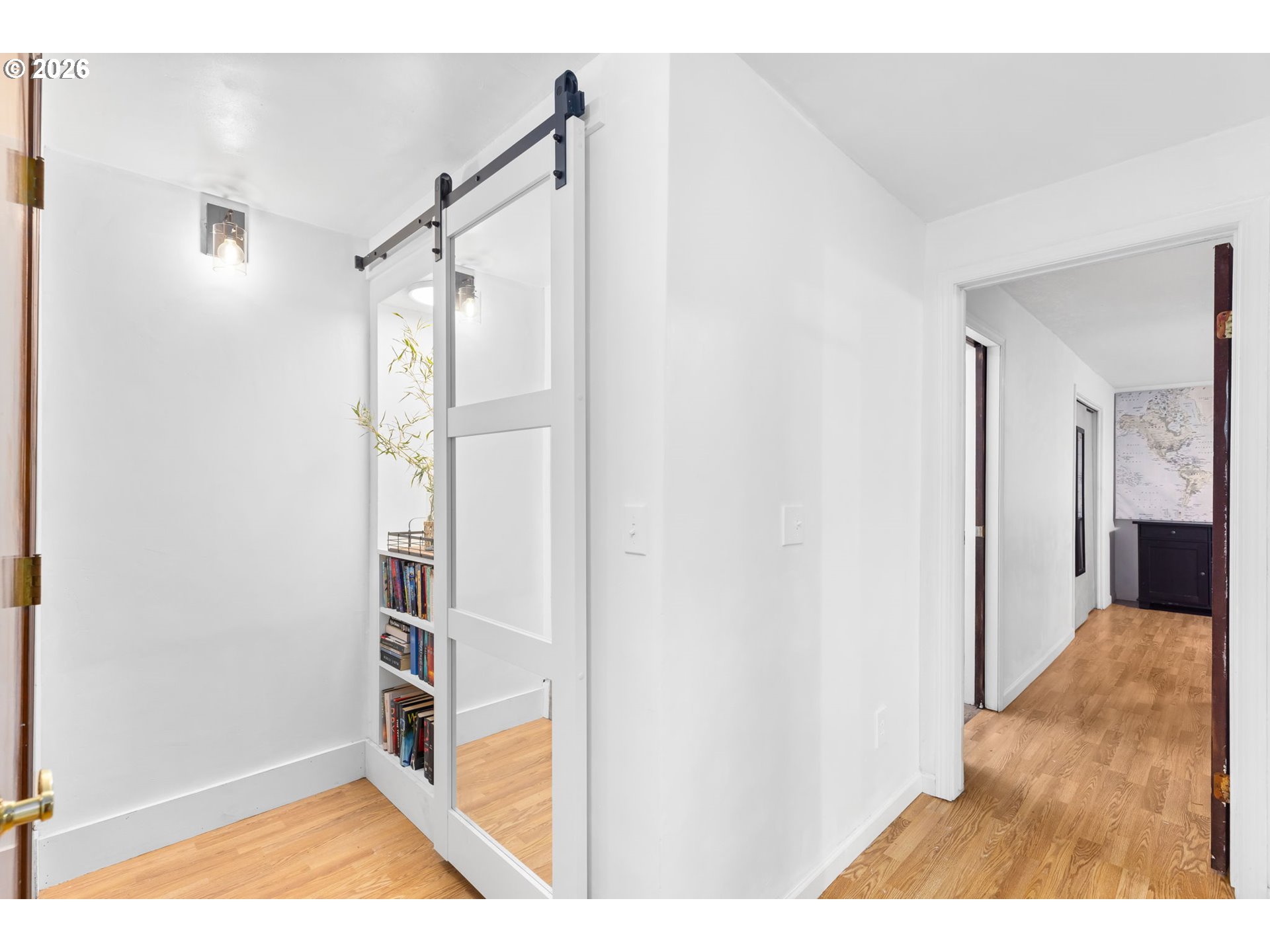 34221 Southeast Colorado Road Sandy, OR 97055 - Photo 23 of 48 a view of entryway with bathroom and shower