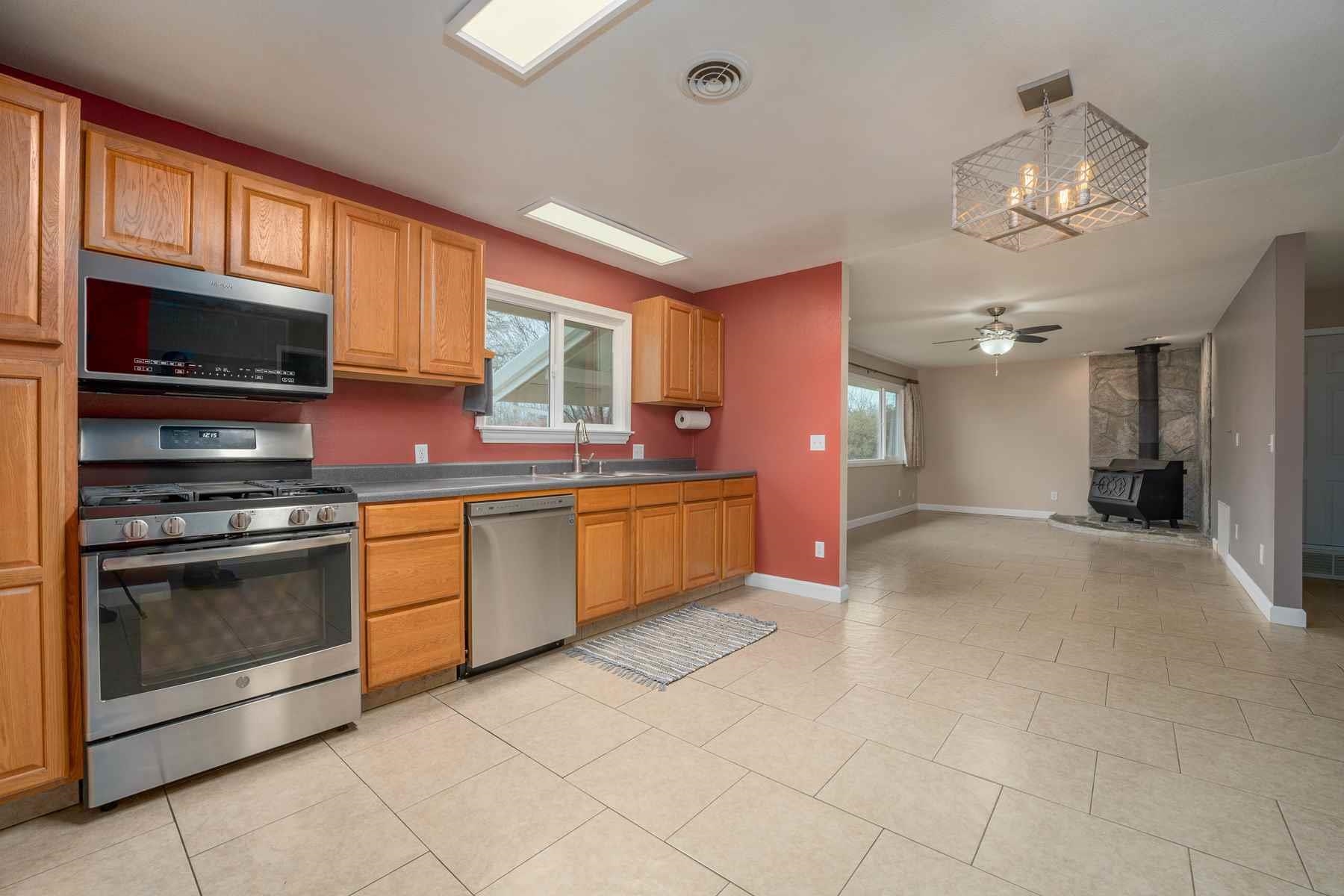 475 H Street Gerber, CA 96035 - Photo 22 of 34