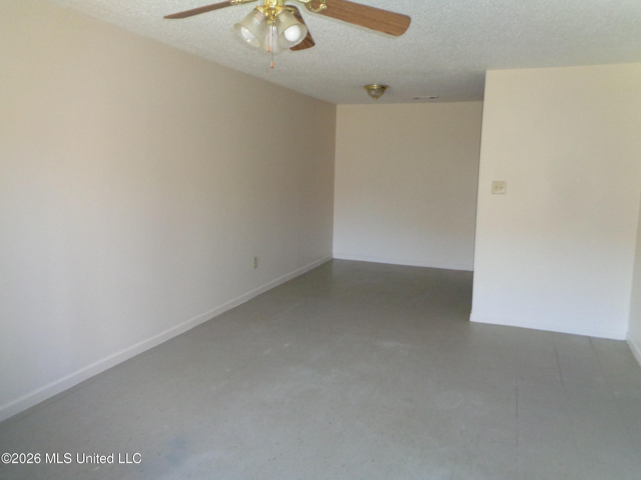 1475 Hadorn Road, Unit 3 Batesville, MS 38606 - Photo 5 of 15 original (2)