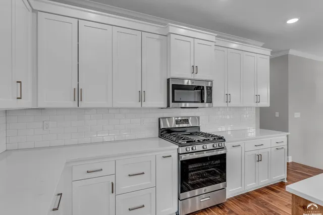 $529,900 | 4142 Blackjack Oak Drive, Lawrence, KS 66047