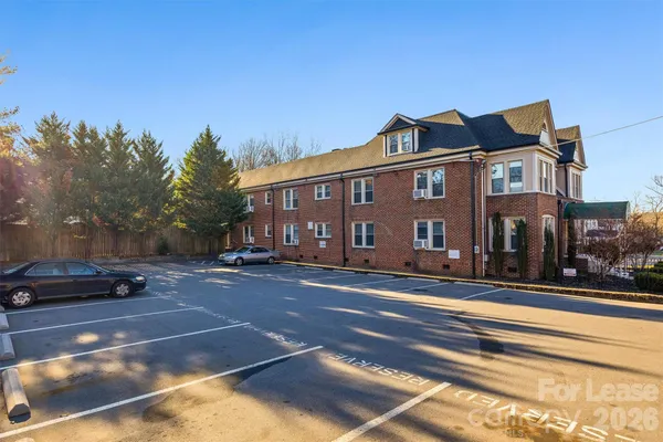 $1,050 | 49 Corban Avenue Southwest, Unit 15, Concord, NC 28025