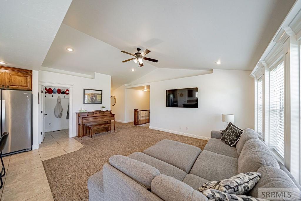 4613 Timberline Road Rexburg, ID 83440 - Photo 8 of 49