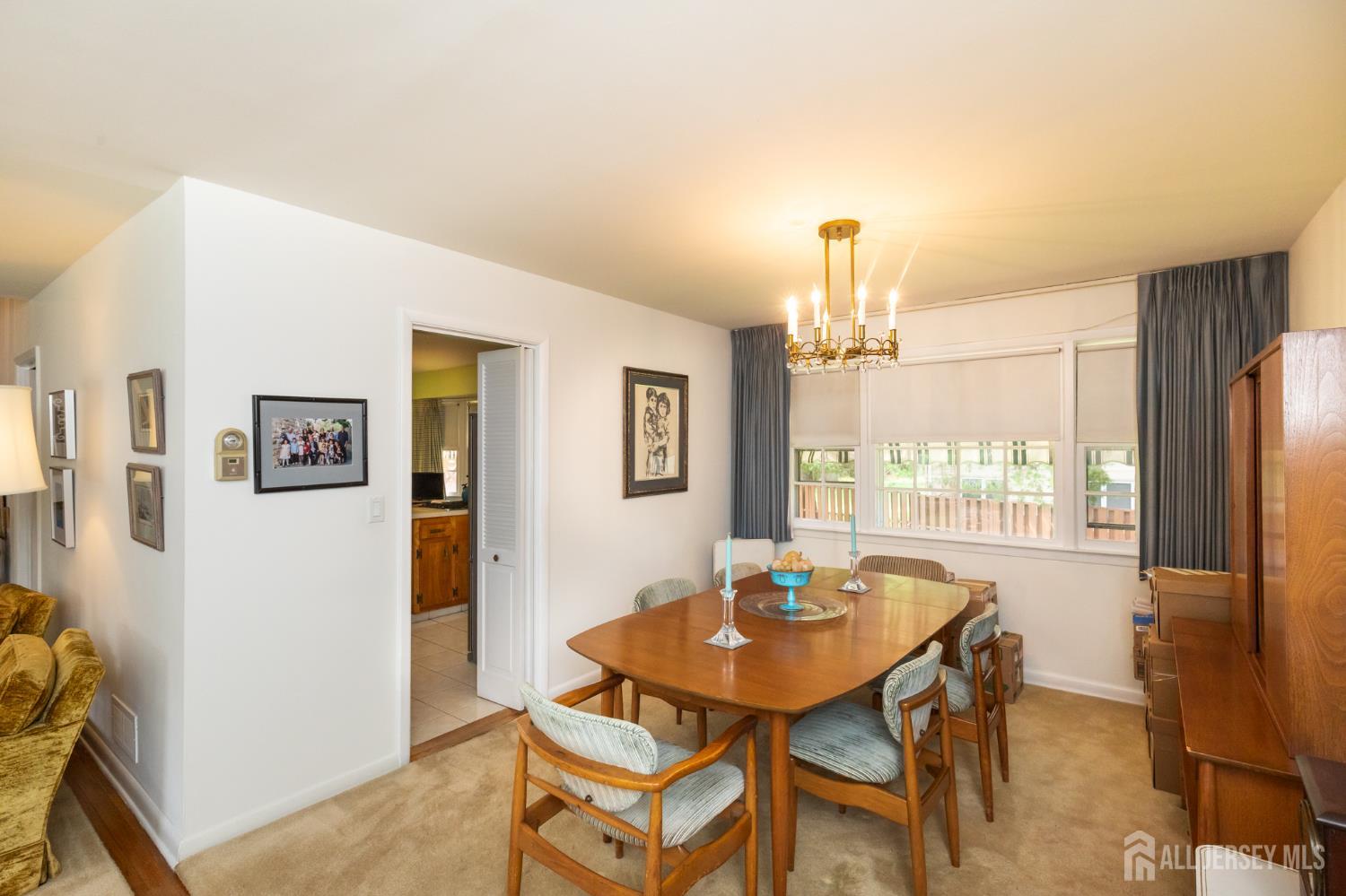 36 Brookfall Road Edison, NJ 08817 - Photo 12 of 36 Gallery Image 12