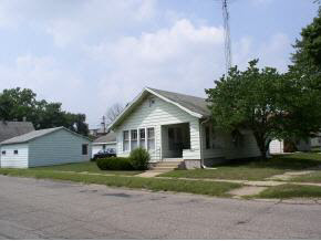 530 East 4th Street Rochester, IN 46975 - Photo 2 of 7