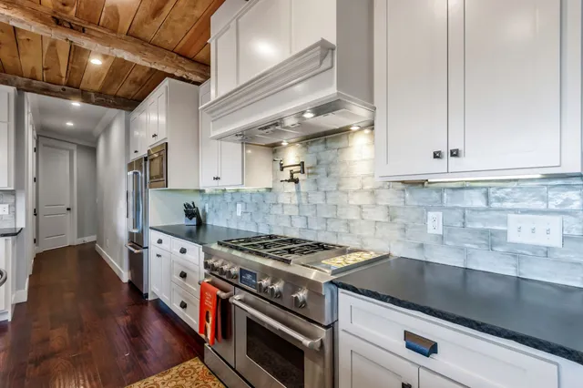 $2,625,000 | 2886 Fly Road, Santa Fe, TN 38482