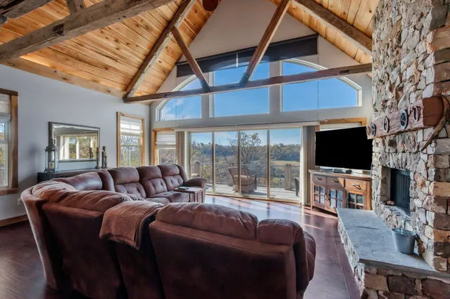 $2,625,000 | 2886 Fly Road, Santa Fe, TN 38482