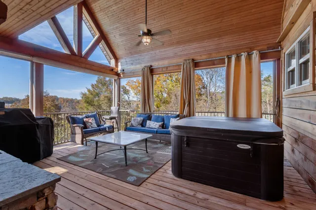 $2,625,000 | 2886 Fly Road, Santa Fe, TN 38482