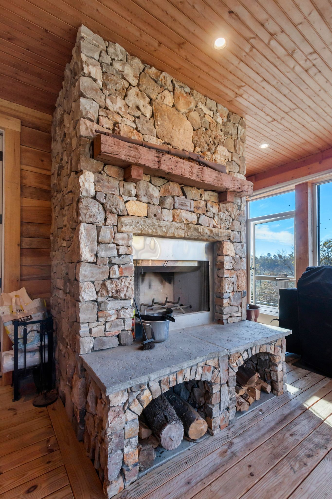 2886 Fly Road Santa Fe, TN 38482 - Photo 24 of 92 a living room with furniture and a fireplace