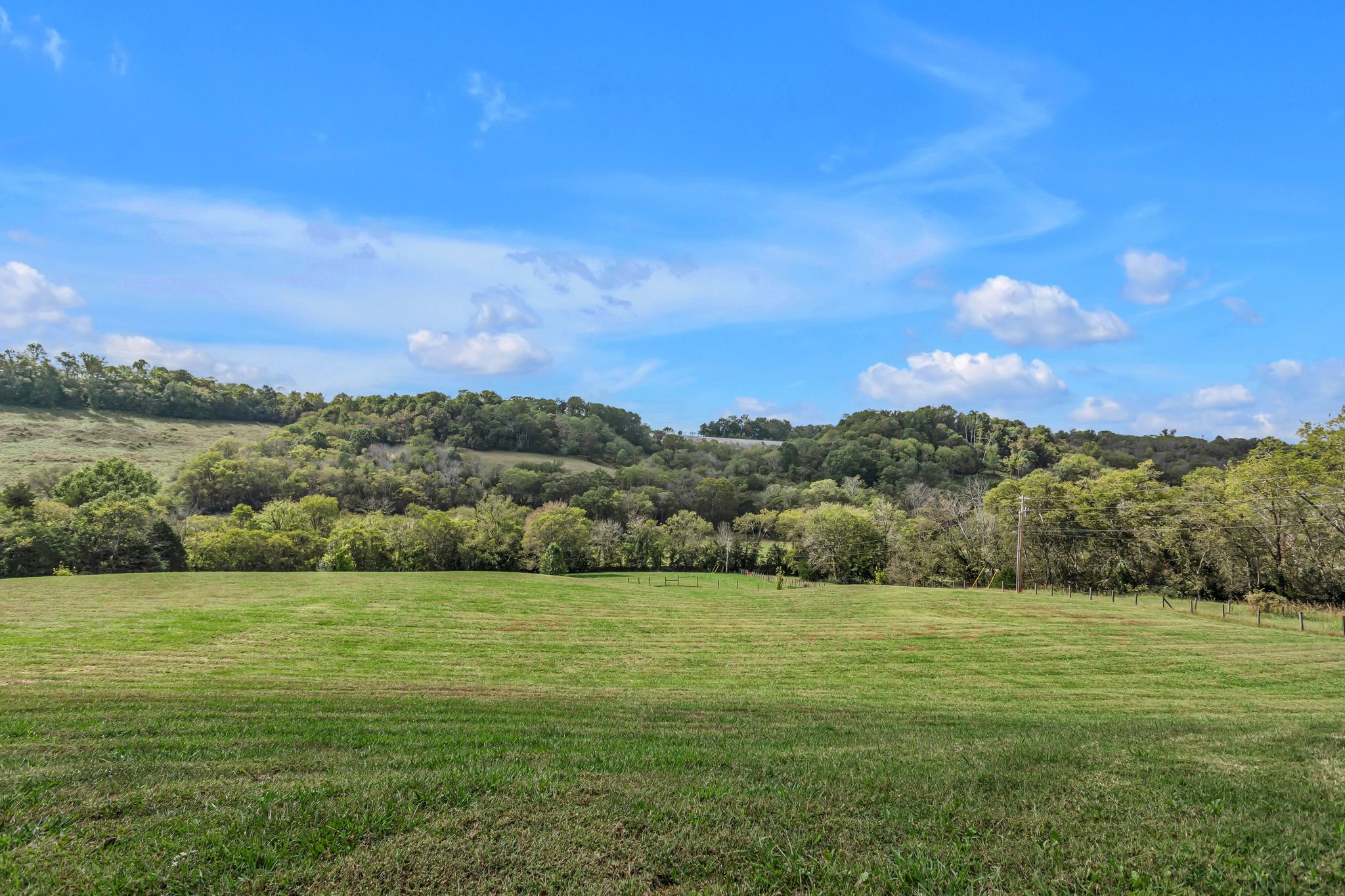 2886 Fly Road Santa Fe, TN 38482 - Photo 70 of 92 a view of a field with an ocean