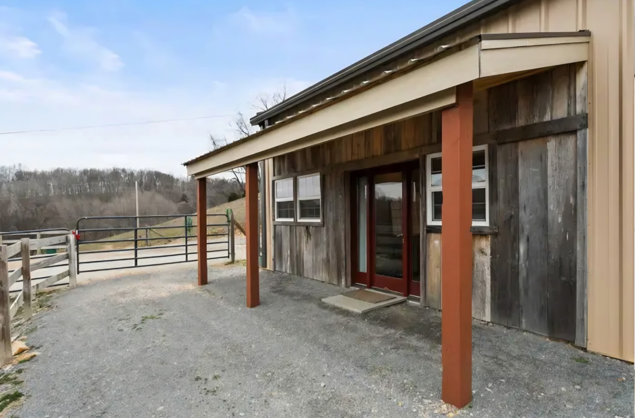 2886 Fly Road Santa Fe, TN 38482 - Photo 85 of 92 a view of a house with wooden floor and roof