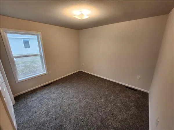 $185,000 | 1703 North 2nd Street, Neodesha, KS 66757