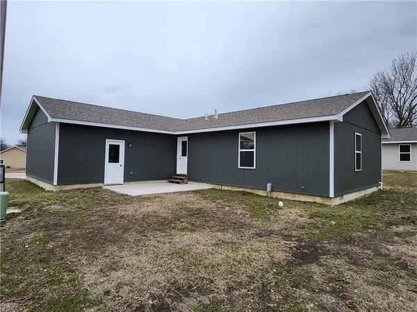 $185,000 | 1703 North 2nd Street, Neodesha, KS 66757